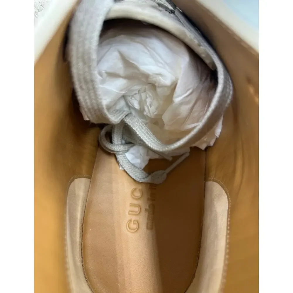 Men's Gucci suede GG embossed desert boots in oatmeal size 11 made in Italy